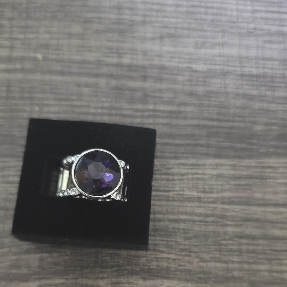 Paparazzi Silver Ring with Deep Purple Gemstone